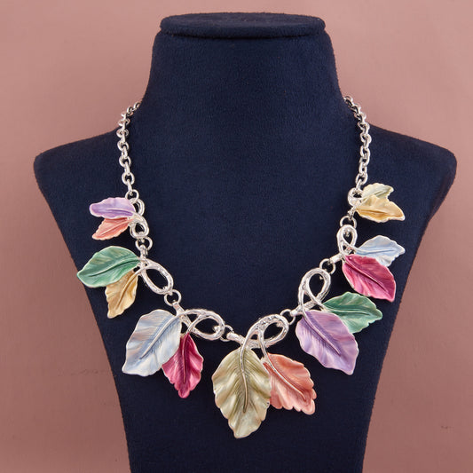 Necklace with Colorful Leaf Motifs