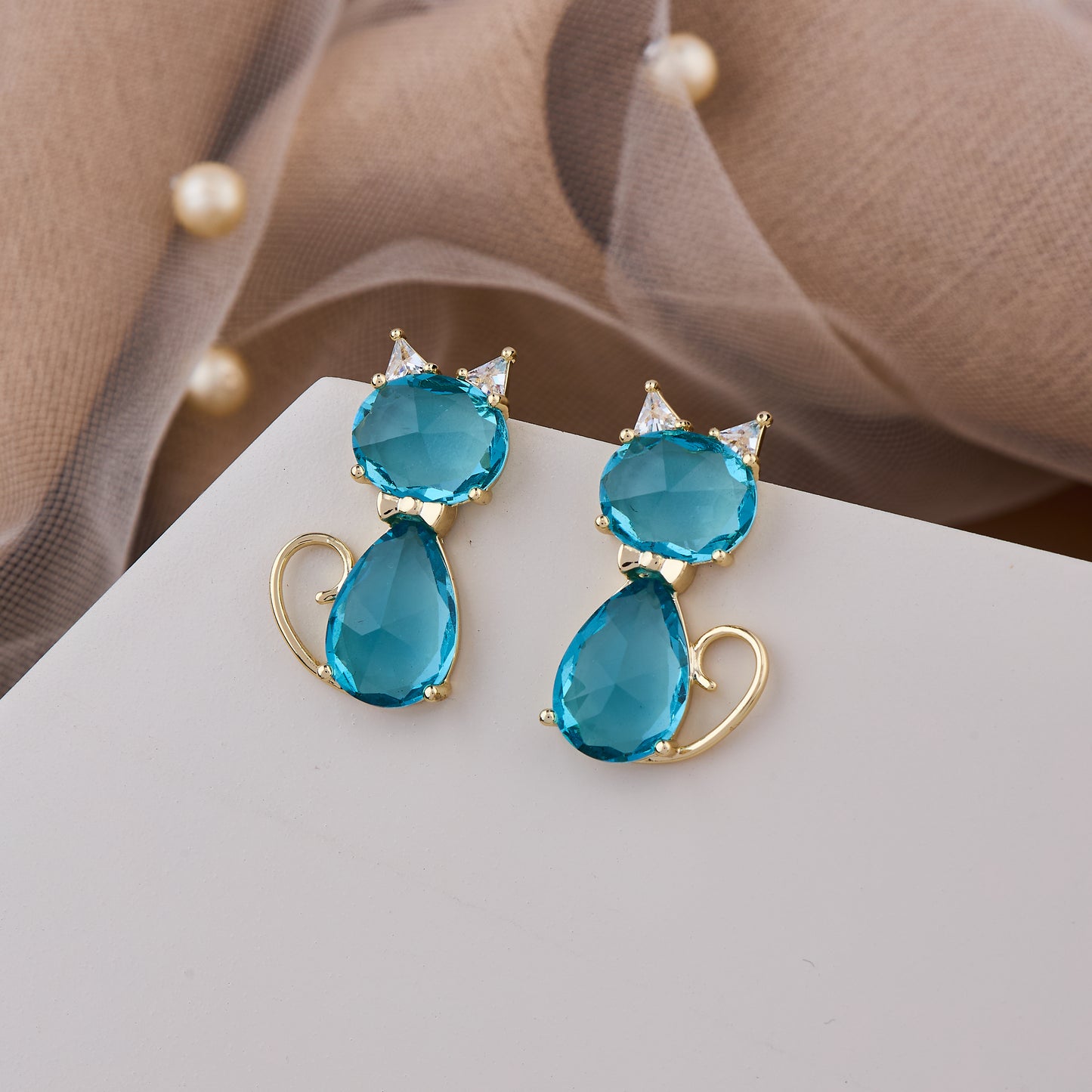 Cute blue gemstone cat-shaped earrings