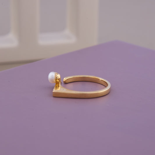 Golden Pearl Sparkle Ring