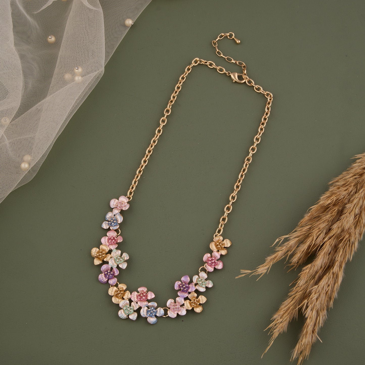 Floral Necklace with Veil, Beads Multicolor