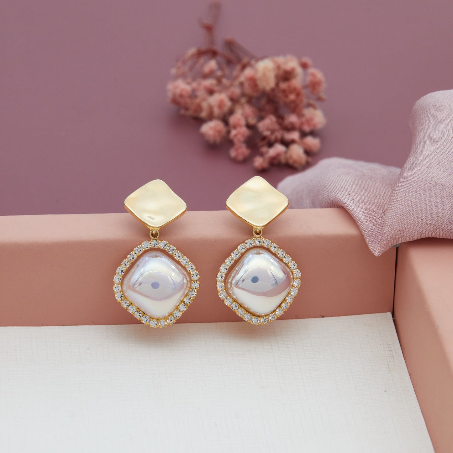 Elegant Fashion Earrings with Stylish Design