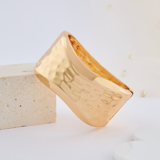 Ceramic Charm Gold Bracelet