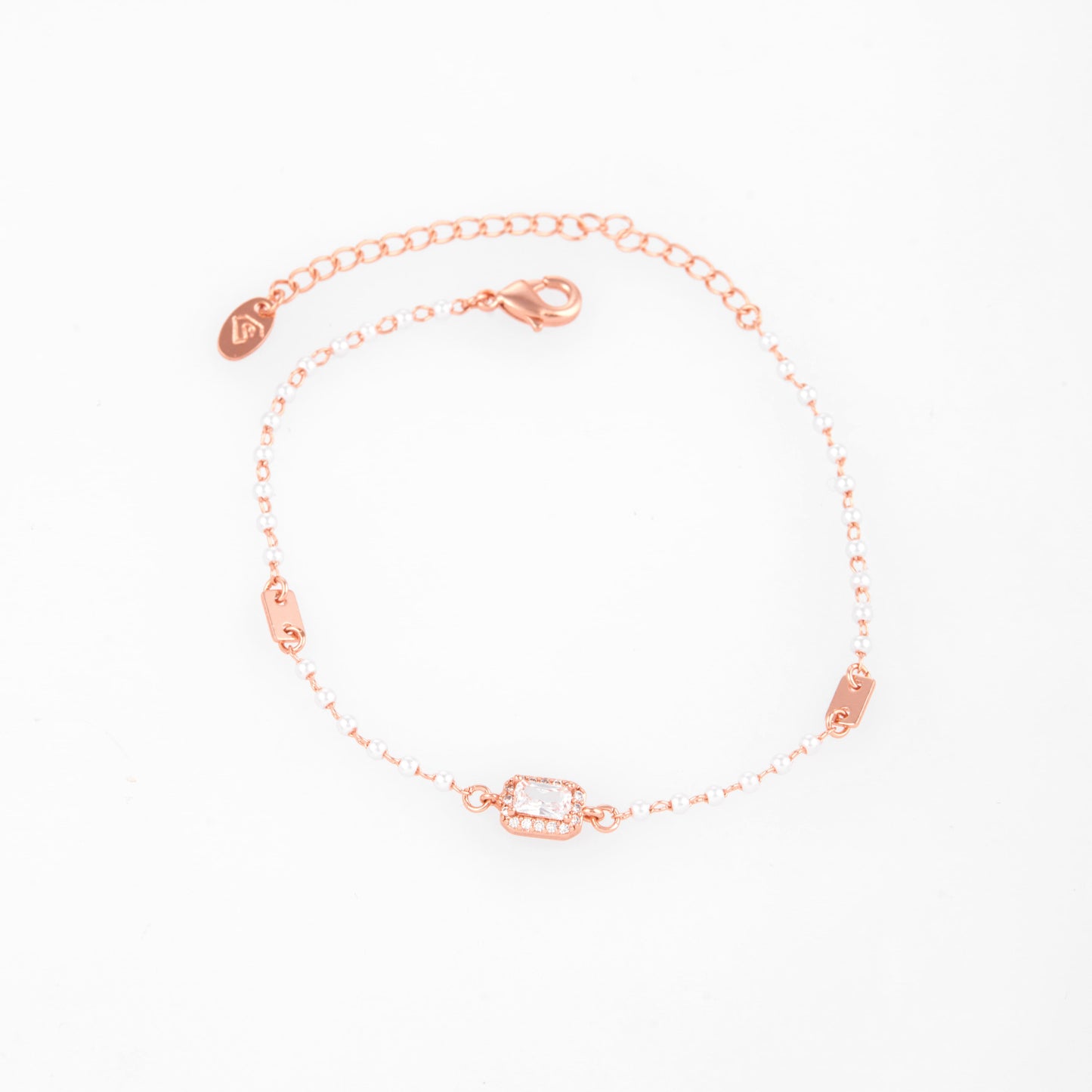 Stylish Bracelet with Elegant Craftsmanship