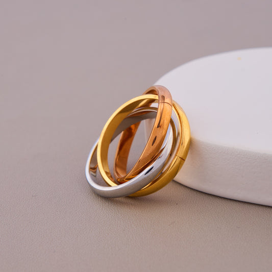 Tri-Color Interlocking Ring