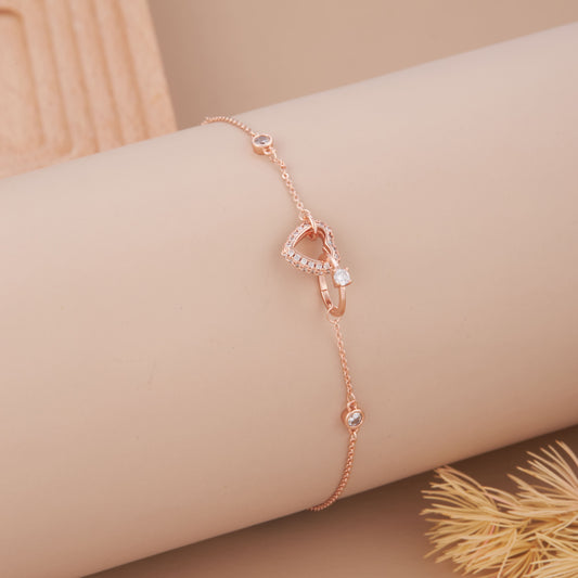 Sophisticated Gold Bracelet for Modern Elegance