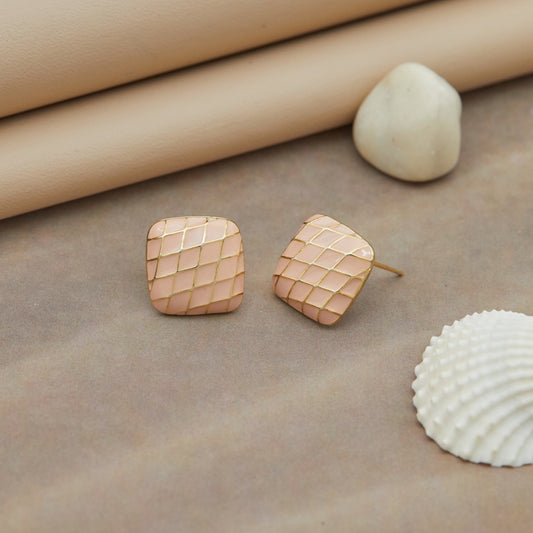 Ocean Whispers: Mollusc-Inspired Natural Earrings