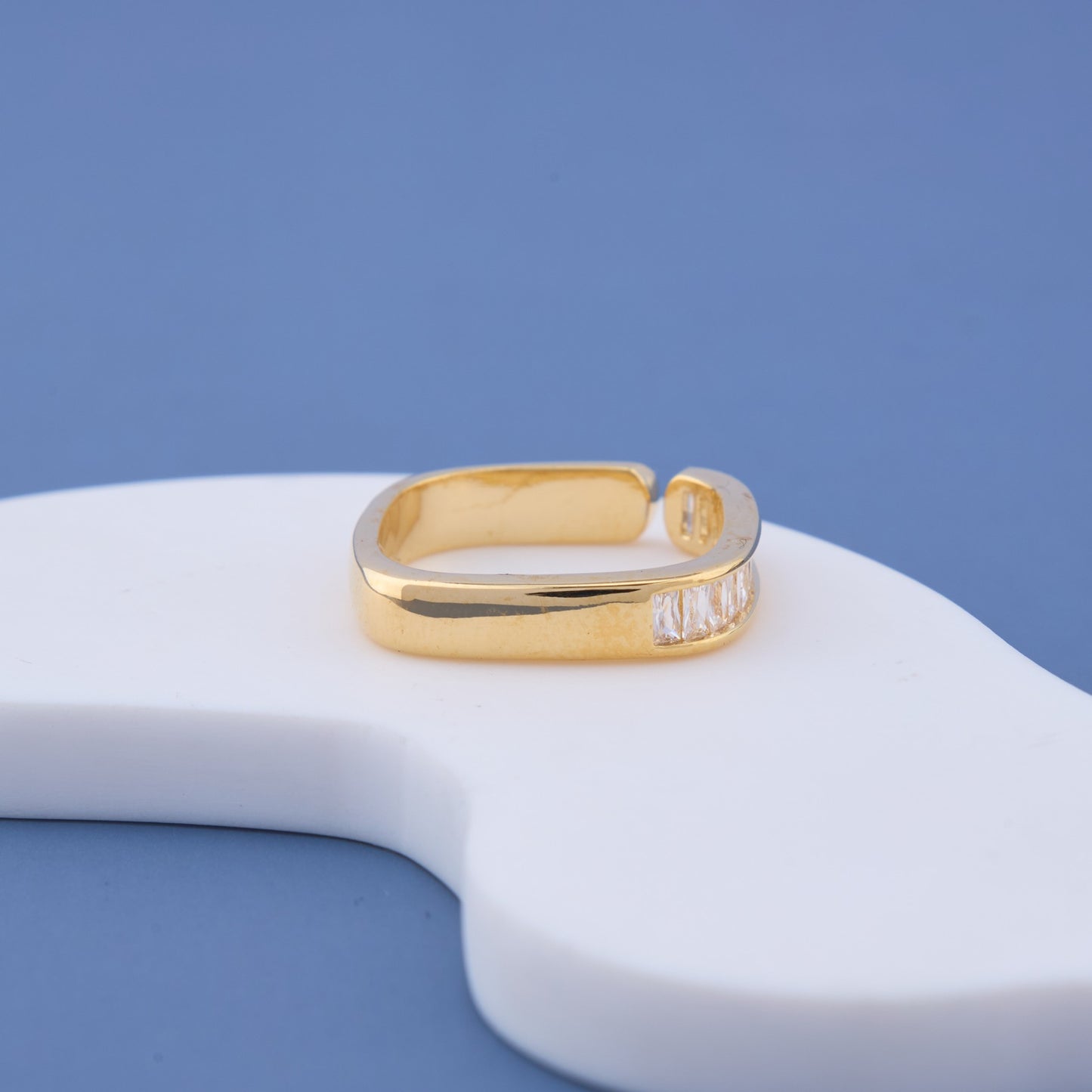 Gold Square Band with Princess-Cut