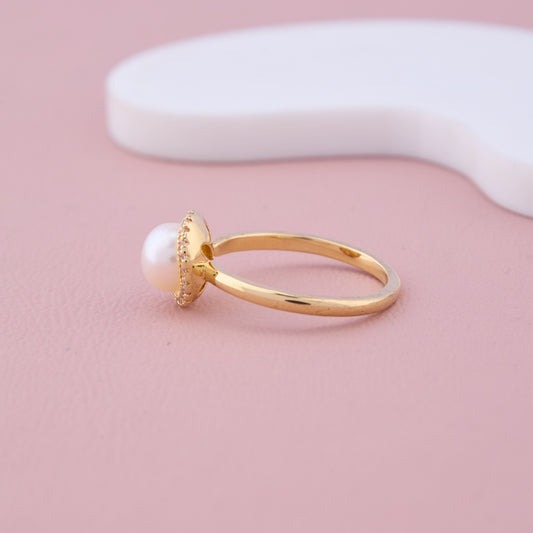Lustrous Pearl Glow Ring
