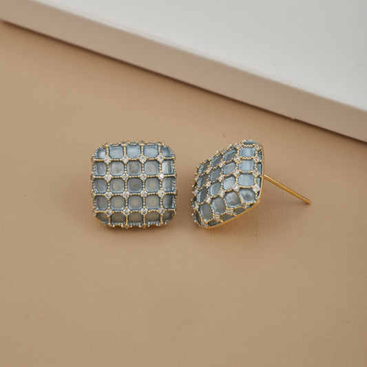 Chic Silver Earrings with Diamonds