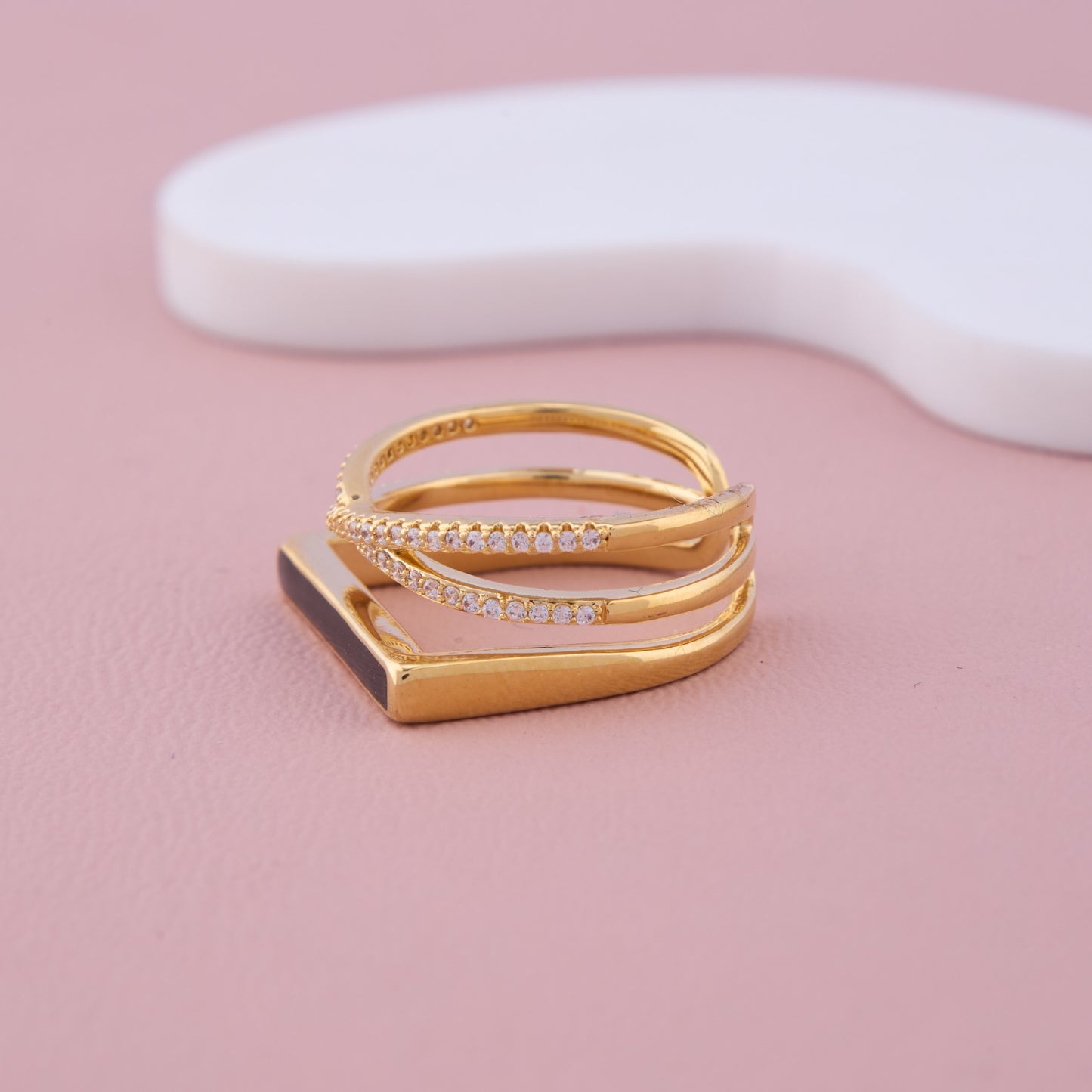 Regal Spark Diamond Gold Ring