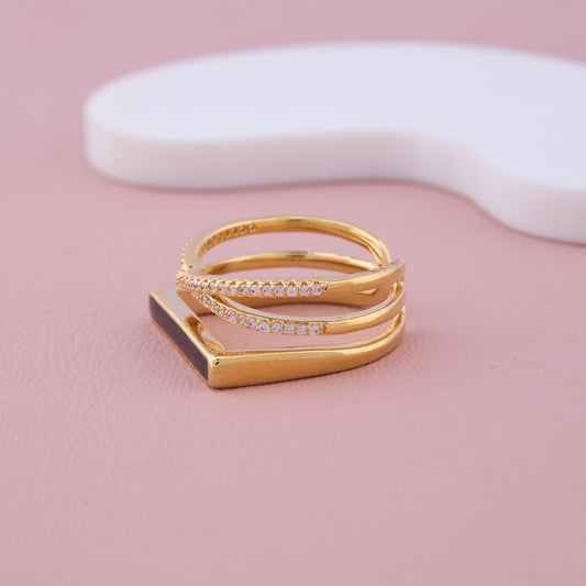 Regal Spark Diamond Gold Ring