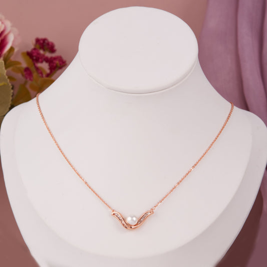 Elegant Rose Gold Pearl Pendant Necklace