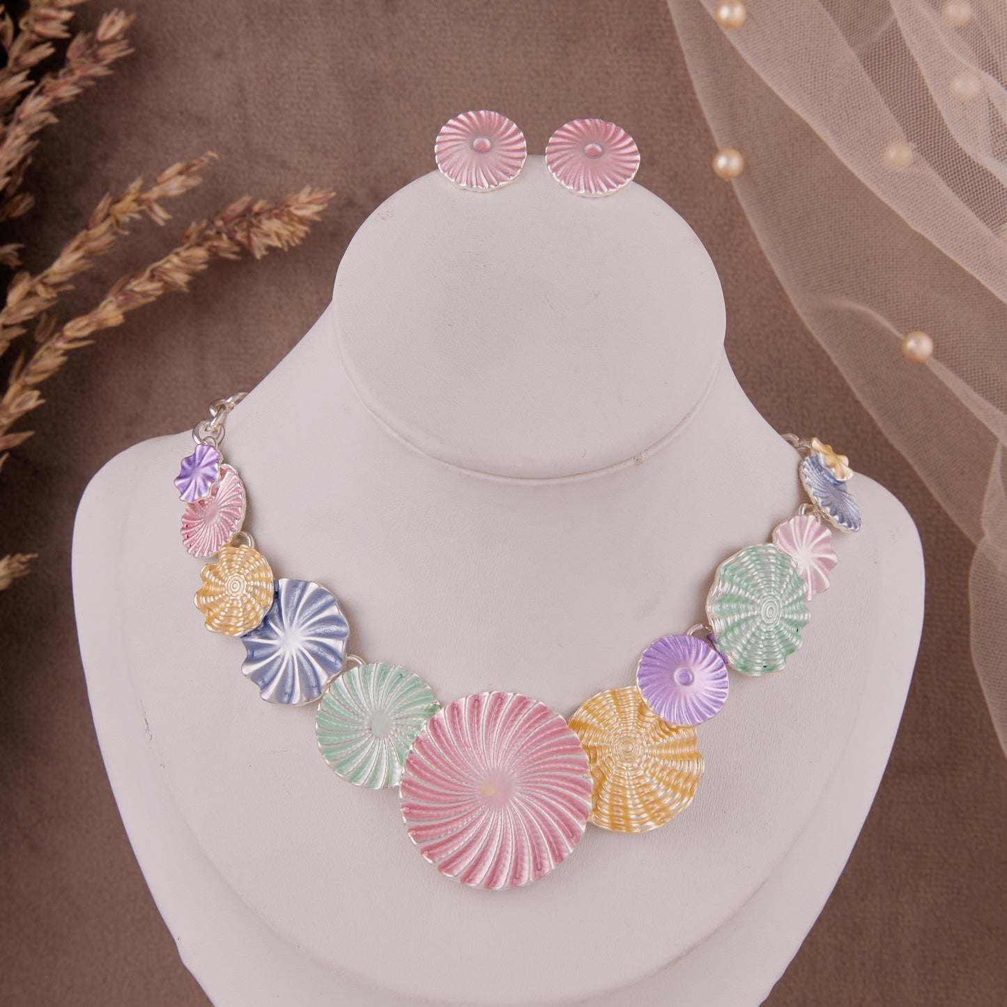 Floral-Inspired Necklace & Earrings – Perfect for Celebratory Moments