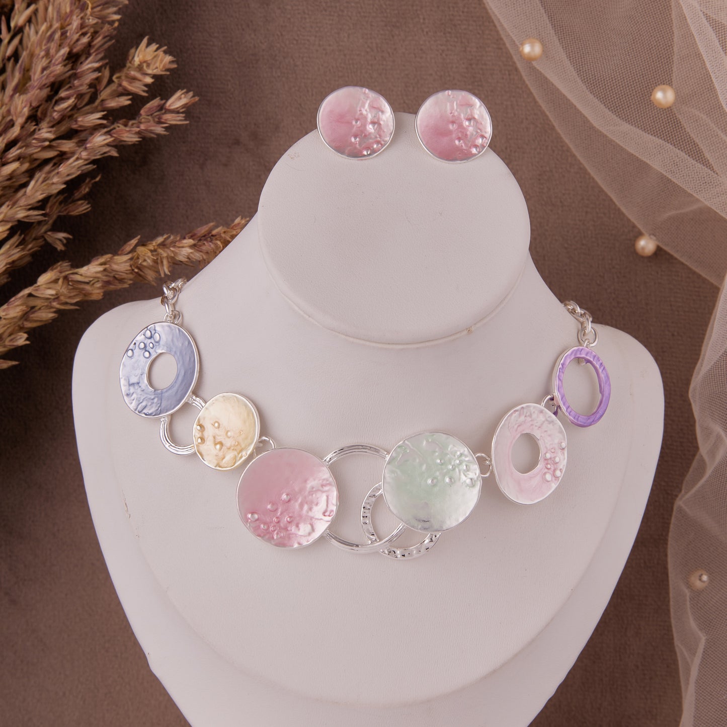 Pastel Circle Motif Necklace & Earrings Set – Artistic Charm