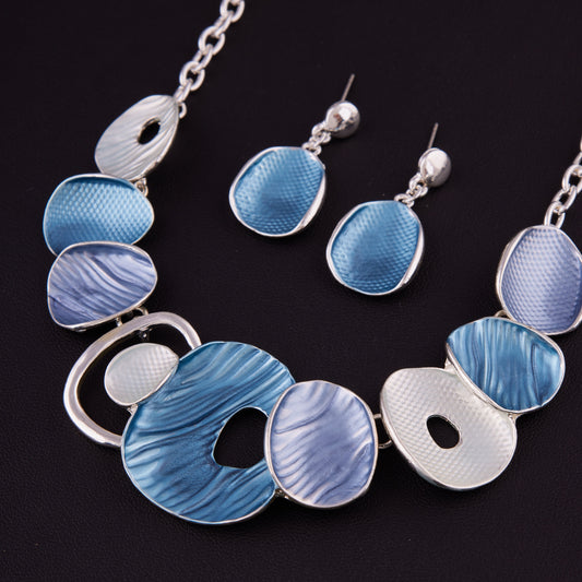 Ocean Blue & Silver Abstract Necklace Set – Contemporary Chic