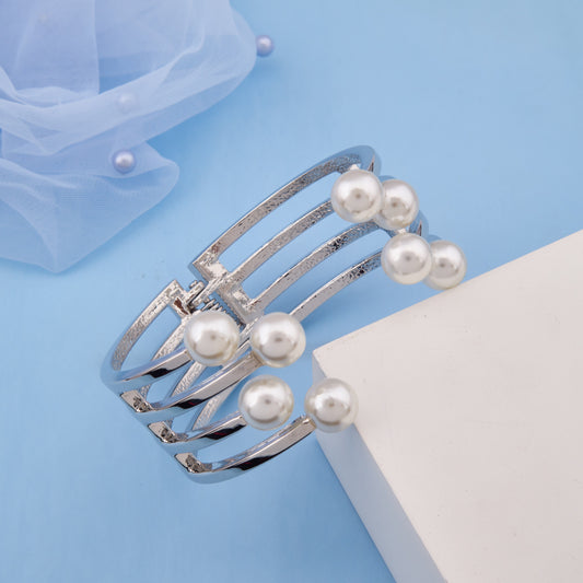 Elegant Pearl Bliss Bracelet