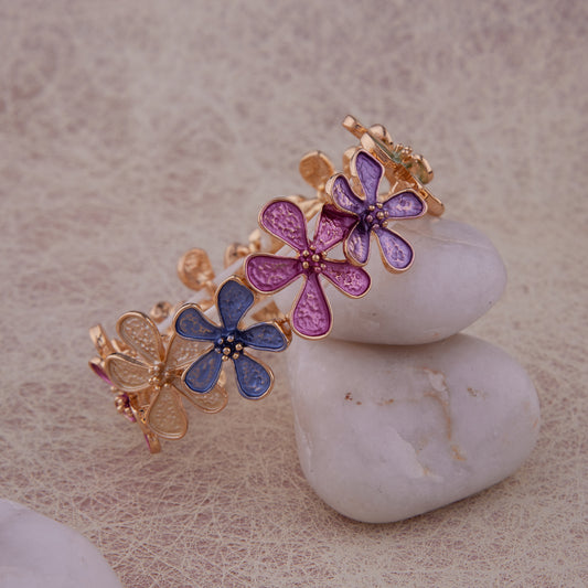 Floral Design Bracelet for Women Elegant & Festive Wear