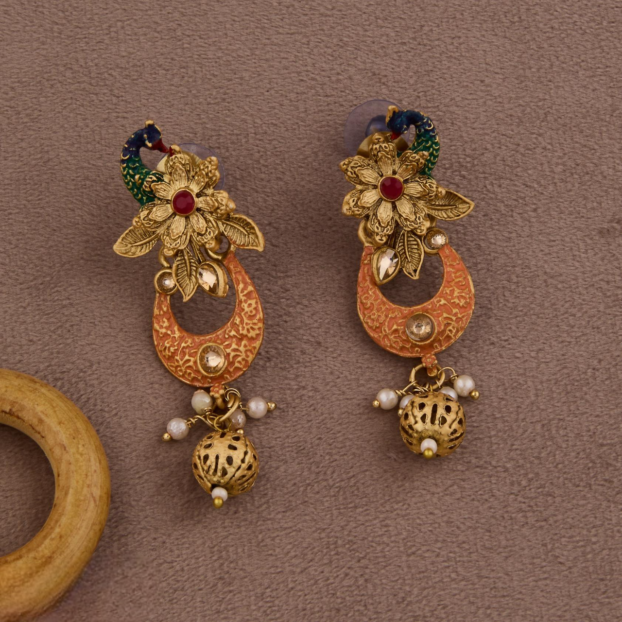 Traditional Peacock Design Kundan & Pearl Necklace Set