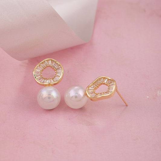 Elegant Pearl Stud Earrings with Gold Textured Circle