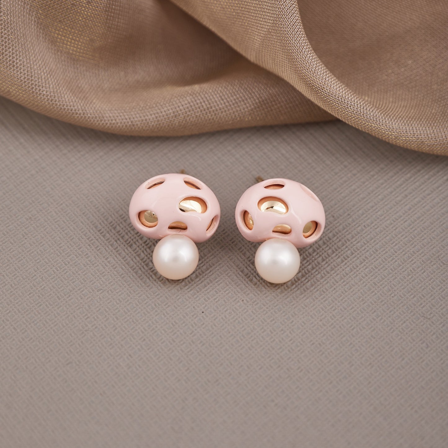 Pink Classic Pearl Earrings