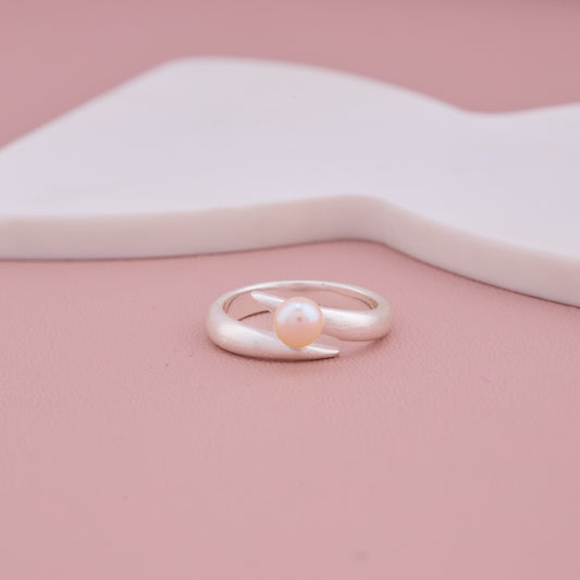 Silver Pearl Ring