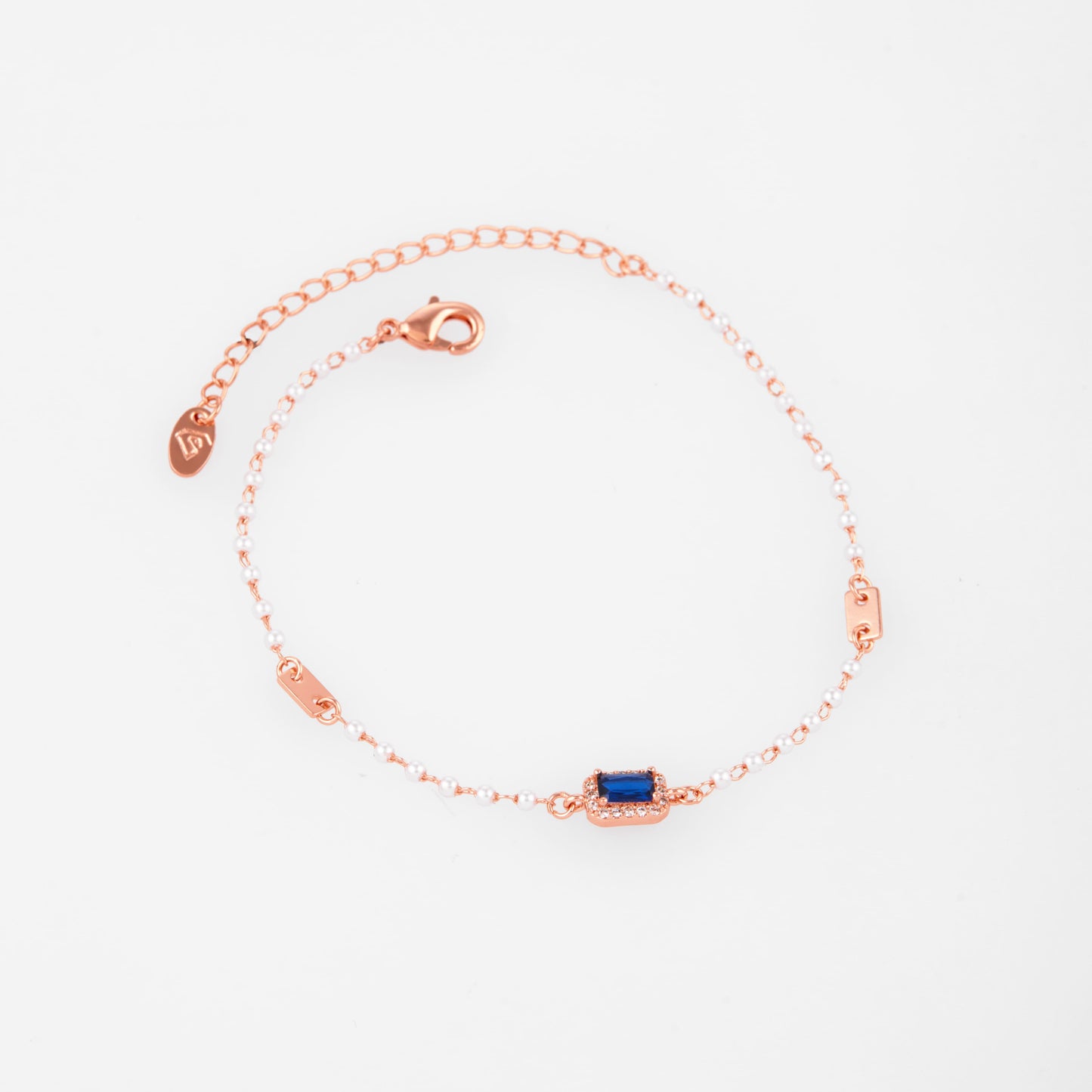 Elegant Bracelet to Complete Your Look