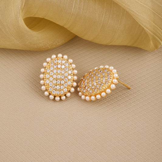 Elegant Gold Earrings with Diamonds & Pearls