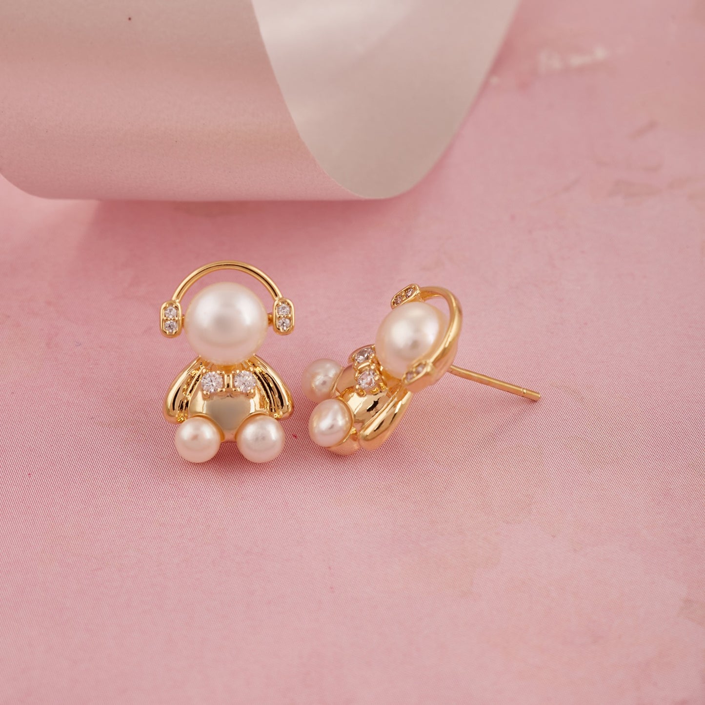 Golden Elegance Earrings Pearls, Diamonds & Modern Glamour