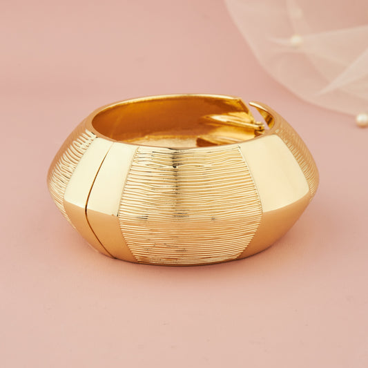 Golden Revival Textured Bracelet