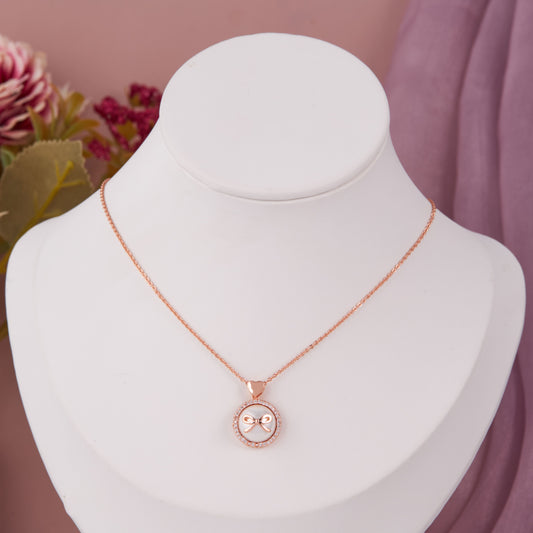 Intricate Floral Pendant Necklace