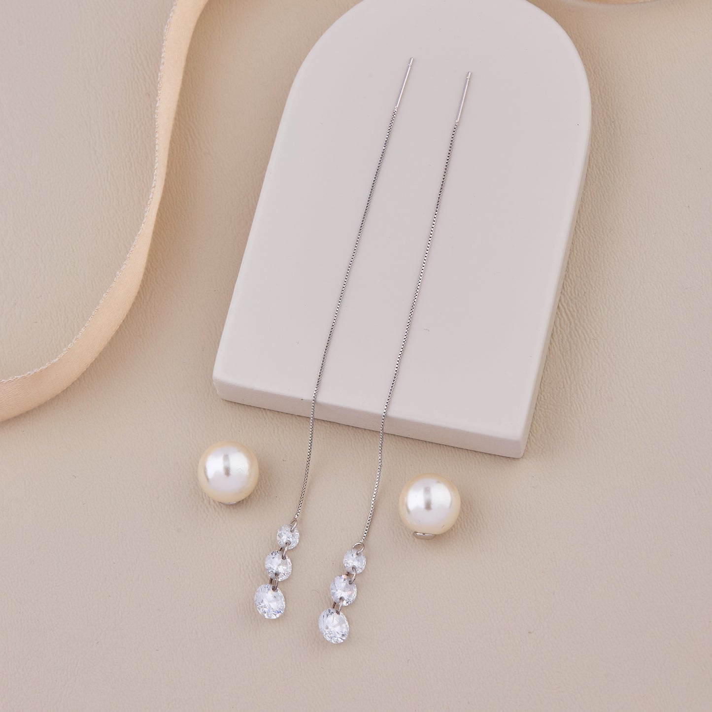 Diamond & Pearl Earrings Sophisticated Luxury