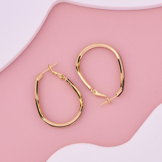 Noir Chic Gold Hoops