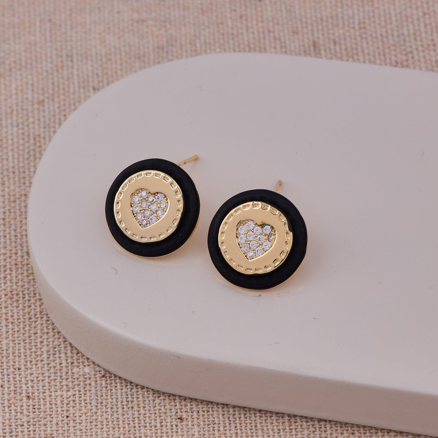 Elegant Gold and Black Heart Earrings
