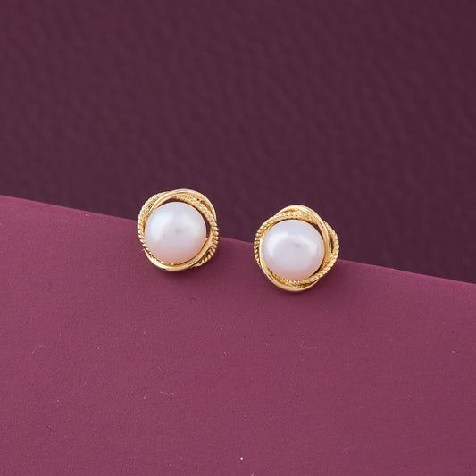 Gold Circular Earrings with Pearls