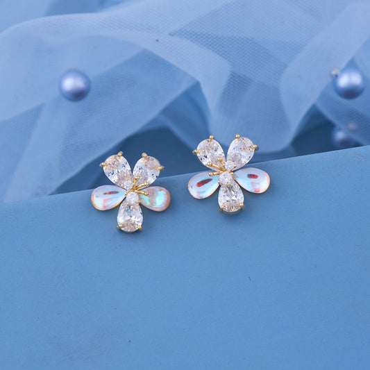 Elegant Earrings with Floral-Inspired Design