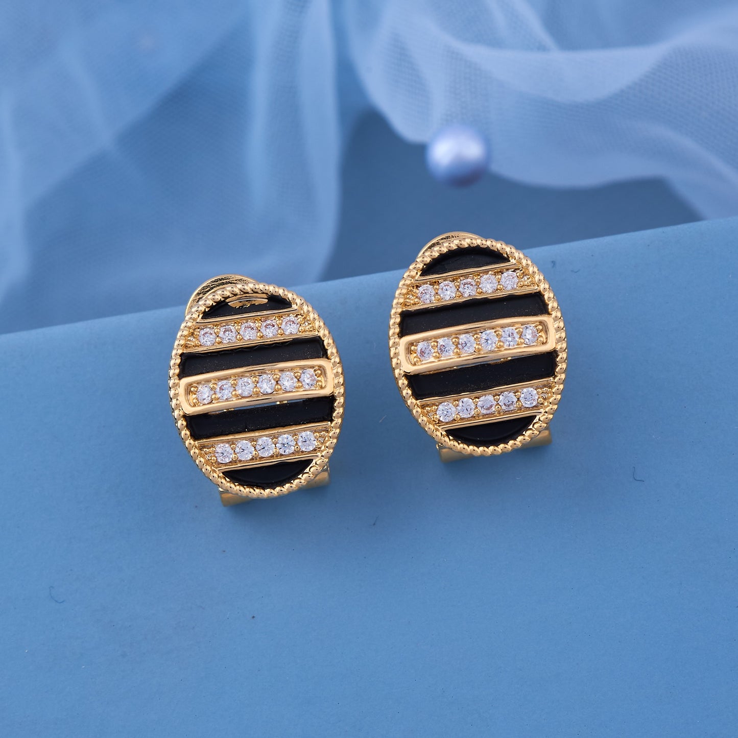Radiance Refined Gold & Diamond Earrings