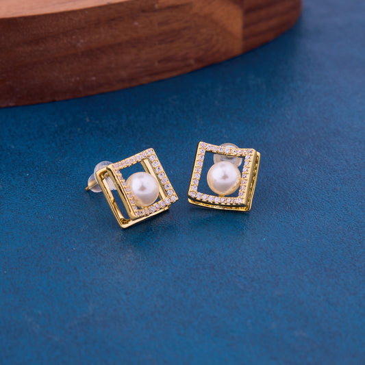 Timeless Grace Gold, Diamond & Pearl Earrings
