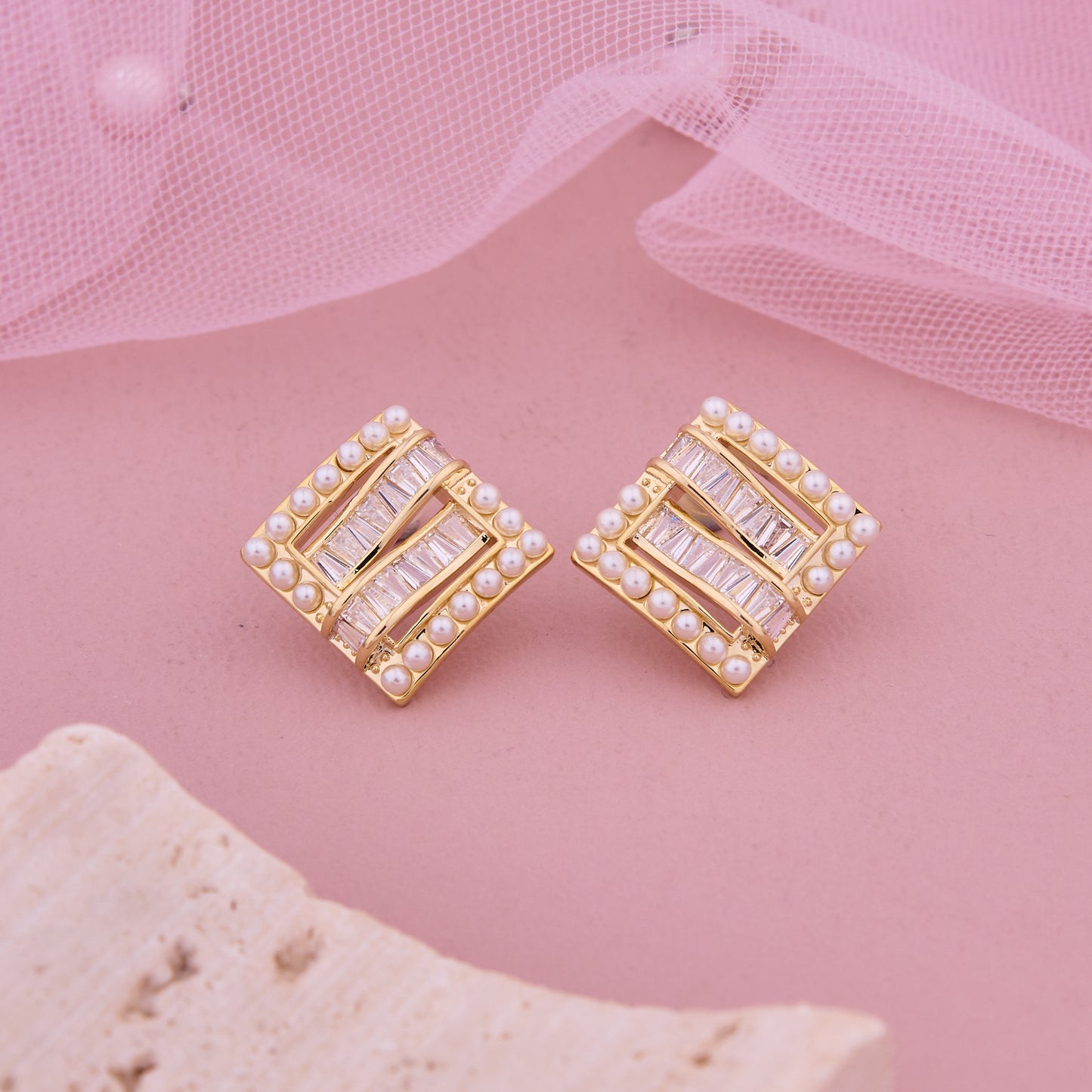 Gold Earrings with Diamonds and Pearls Feminine Elegance