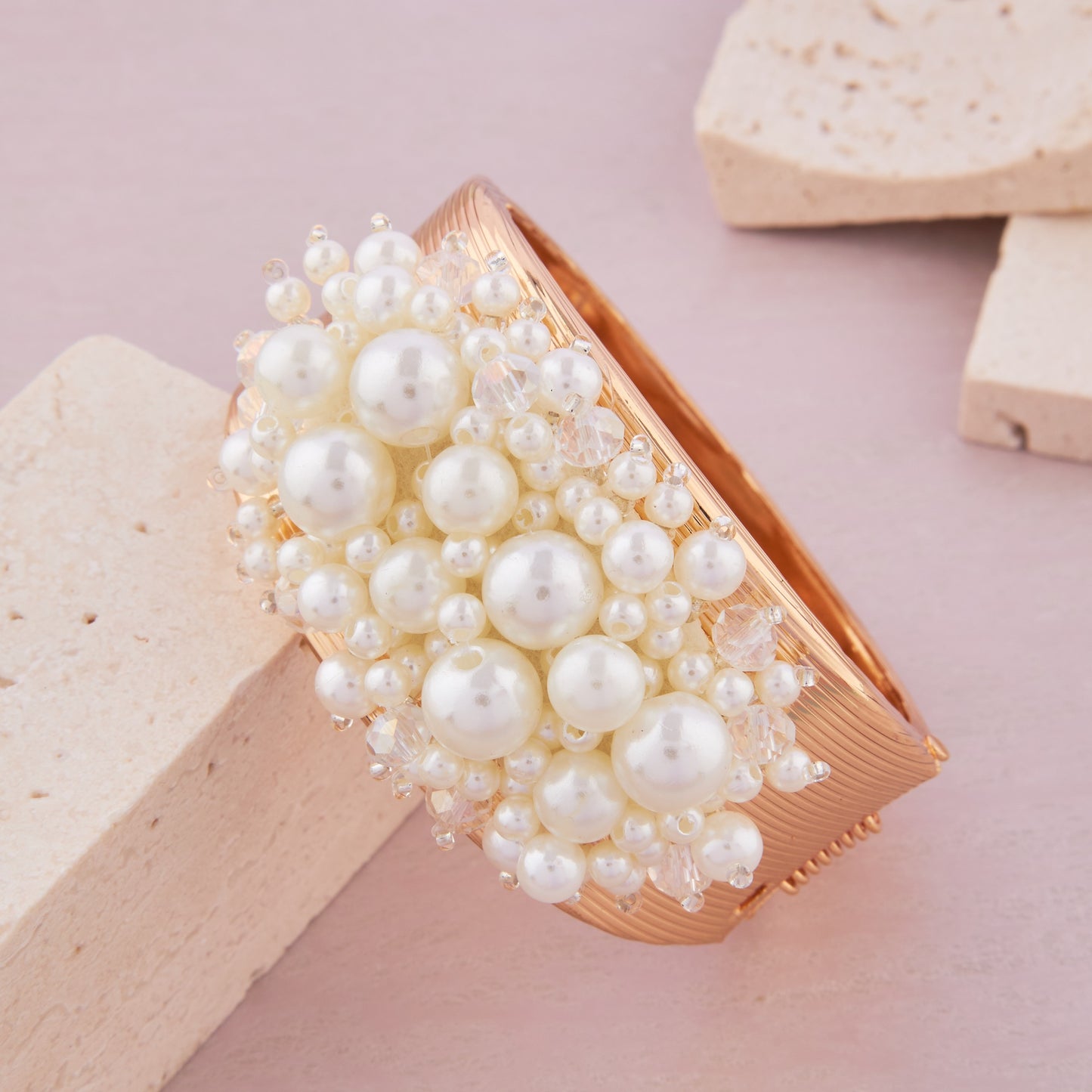 Elegance Pearl Gold Bracelet