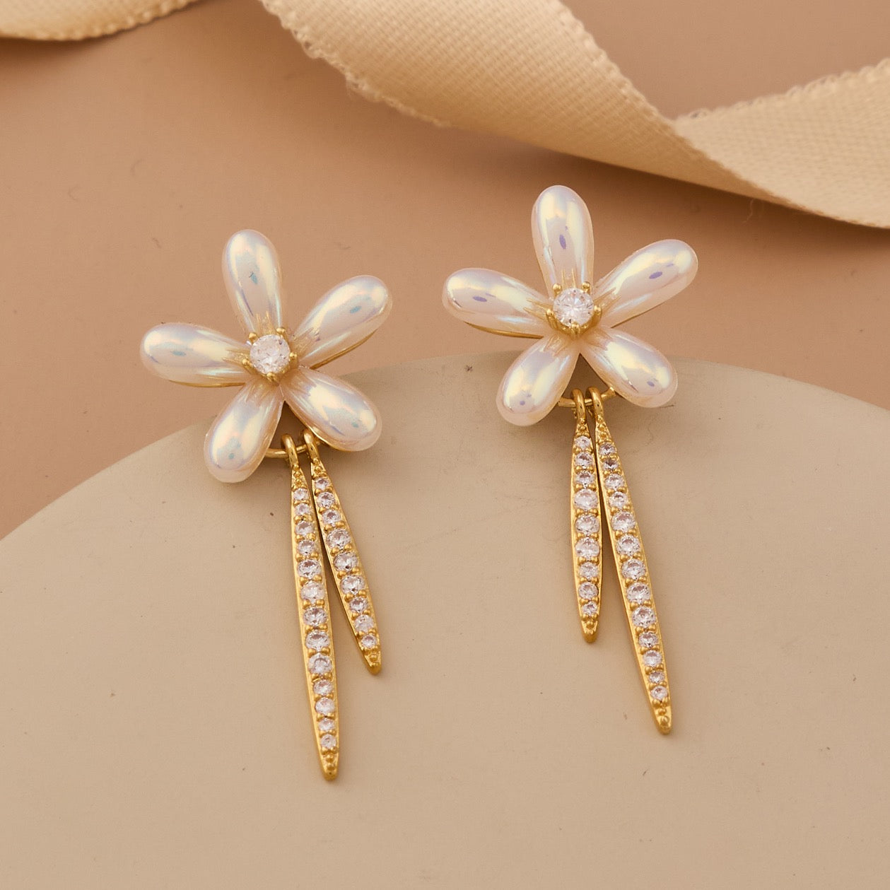 Floral Diamond & Pearl Earrings Elegant Craftsmanship