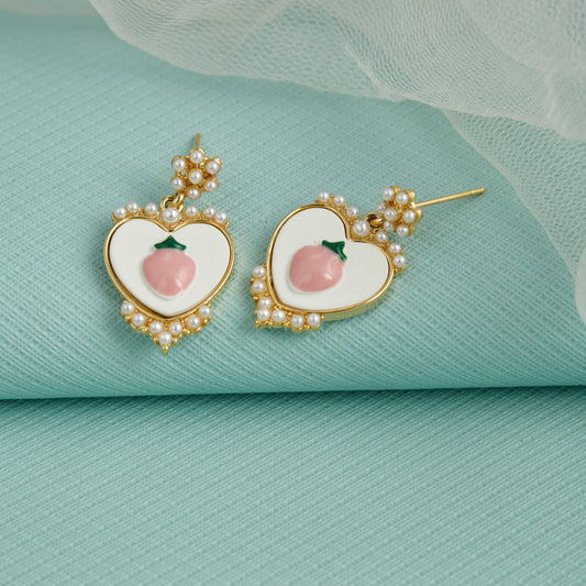 Elegant White Earrings Crafted Style with a Floral Touch