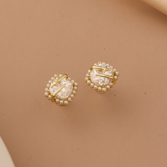 Classic Pearl Elegance Earrings