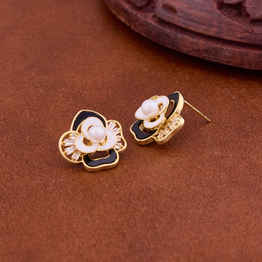 Gold Floral Pearl Earrings