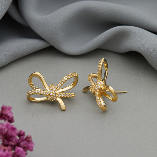 Gold & Diamond Earrings Luxurious Bling with Elegant Design