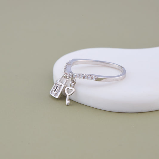 Silver Lock & Key Ring
