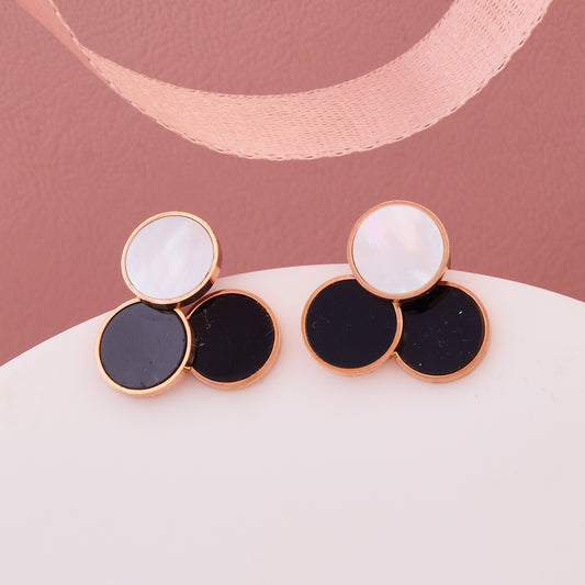 Lunar Eclipse Studs