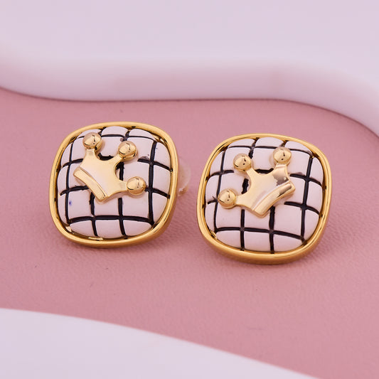 Crown Checkered Stud Earrings