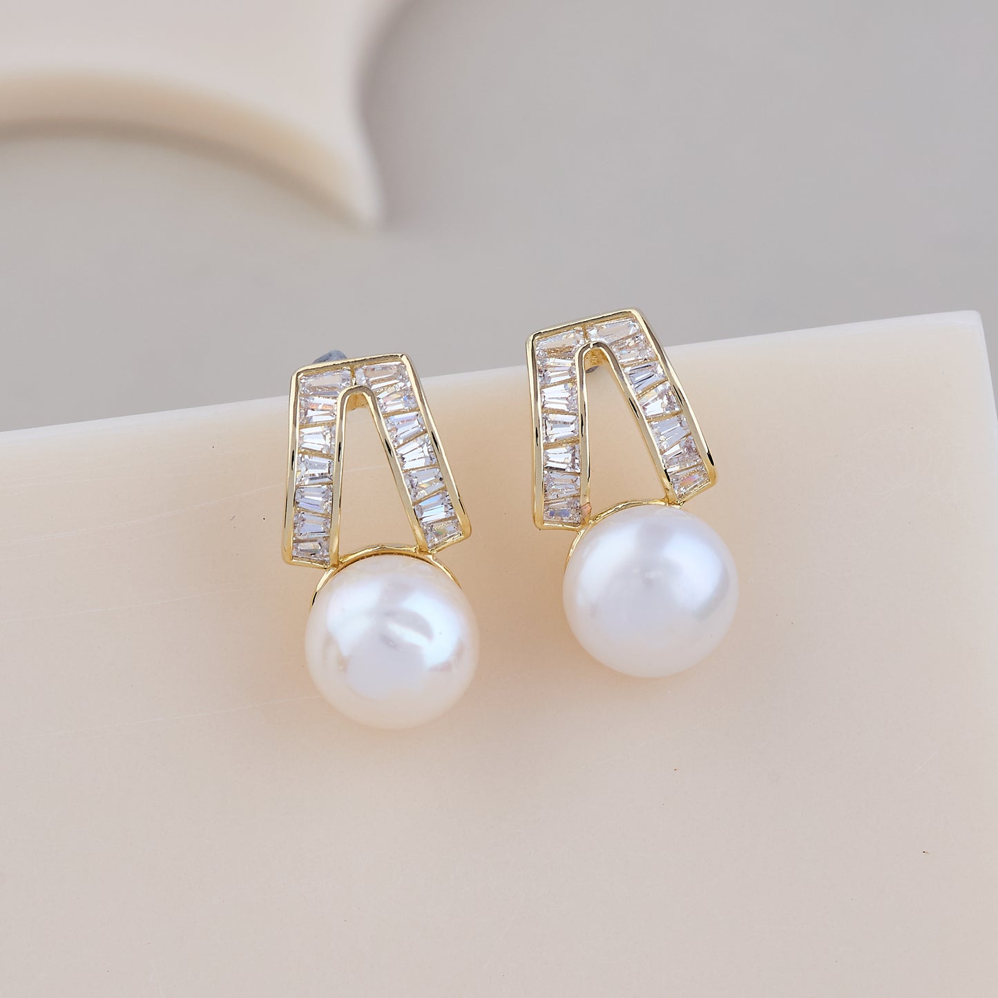 Radiant Pearl Elegance Earrings