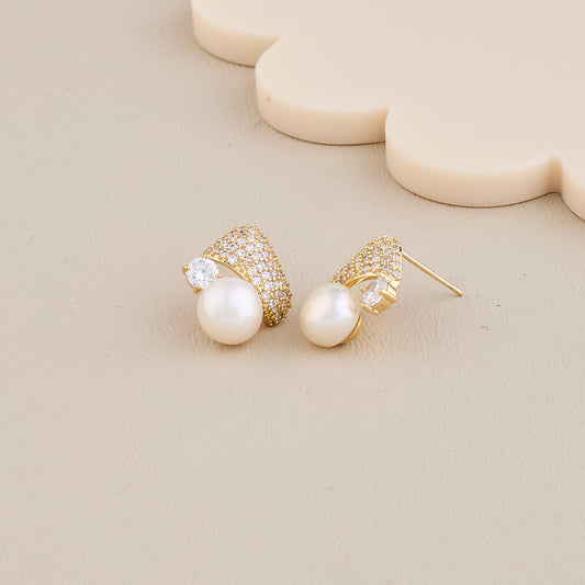 Elegant Pearl & Diamond Fan Stud Earrings