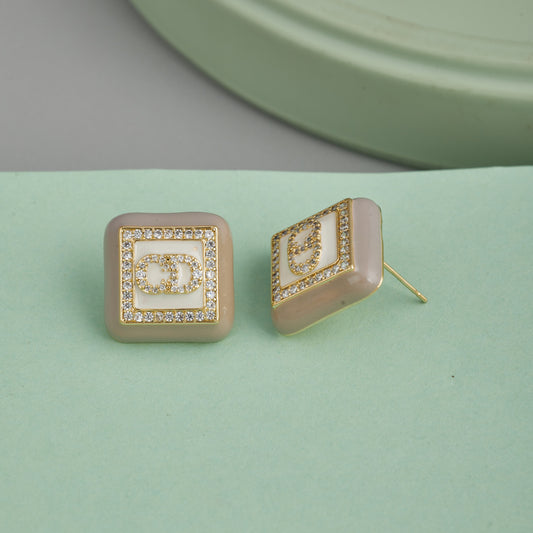 Diamond Earrings Sparkling Elegance & Luxurious Craftsmanship